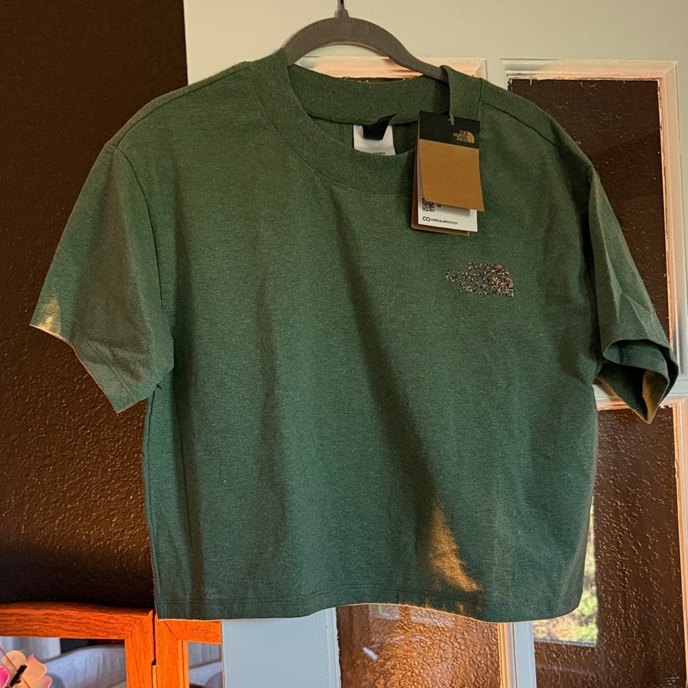 The North Face Forest Green Cropped Tee